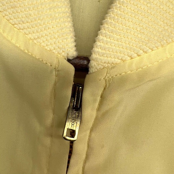 Vintage 70s Bomber Jacket Mens Small Yellow Zip Bomber Talon Pockets Lightweight - Picture 7 of 10